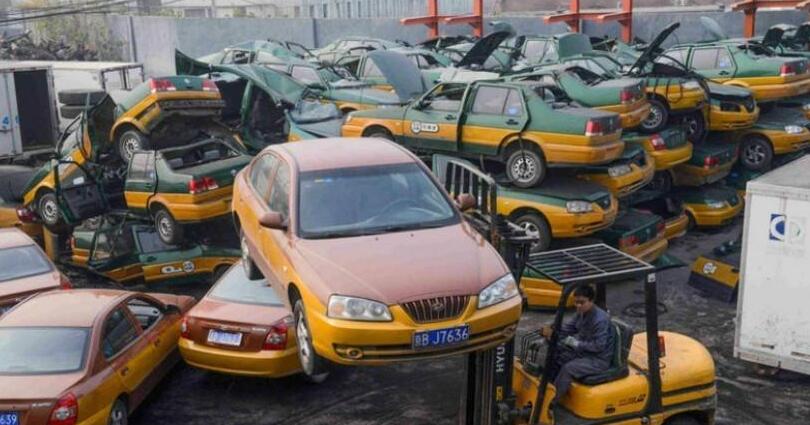 七台河运营车辆的报废年限一般是多久？